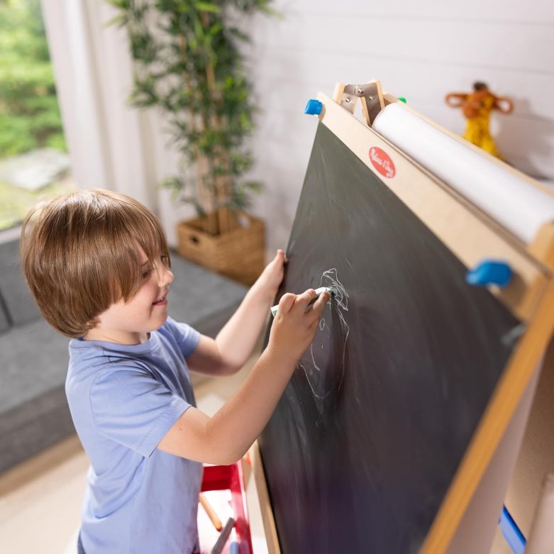 Melissa & Doug Deluxe Standing Art Easel - Dry-Erase Board, Chalkboard, Paper Roller - FSC Certified - Image 6